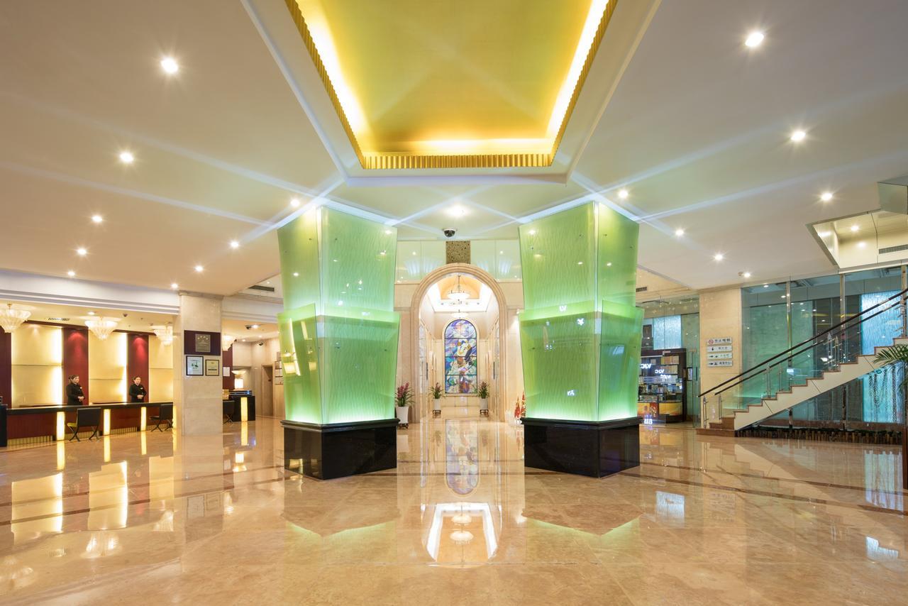New Era Hotel Kunming Esterno foto